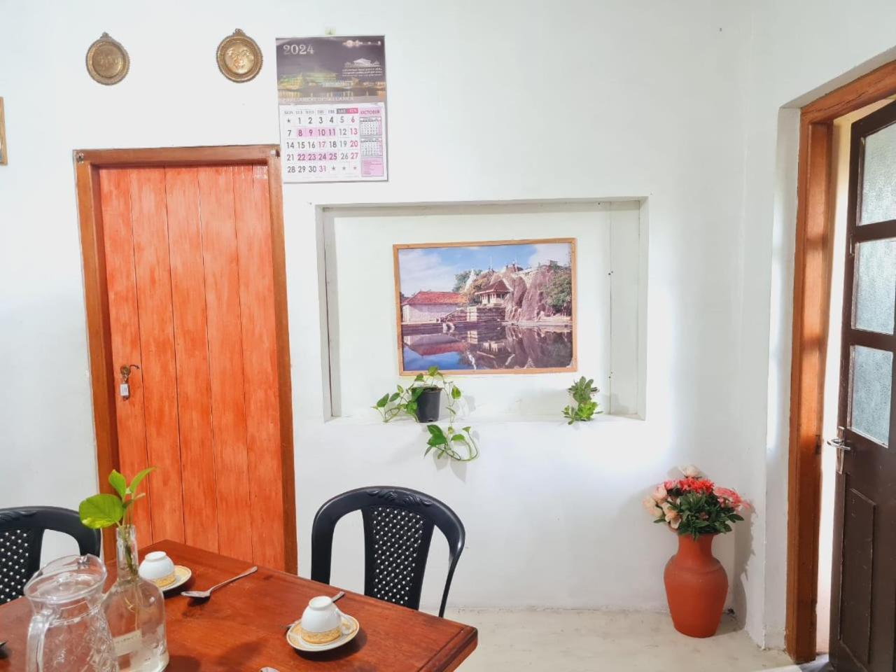 Sasru Holiday Home นูวาราเอลิยา ภายนอก รูปภาพ