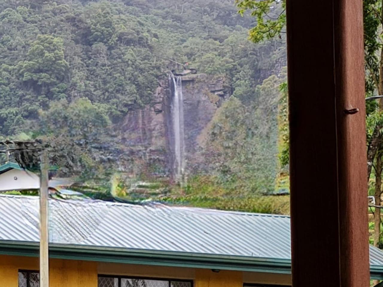 Sasru Holiday Home นูวาราเอลิยา ภายนอก รูปภาพ