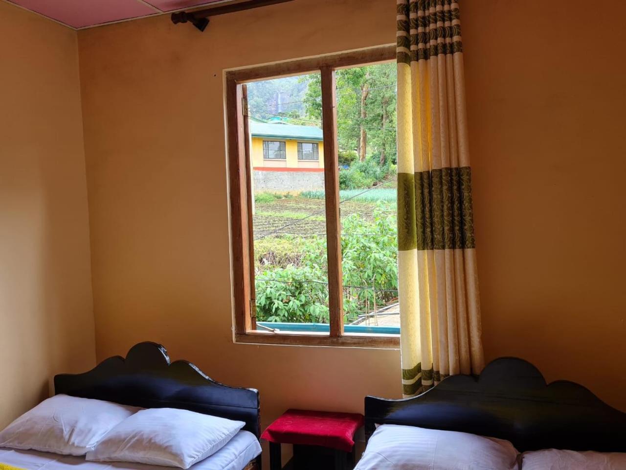 Sasru Holiday Home นูวาราเอลิยา ภายนอก รูปภาพ