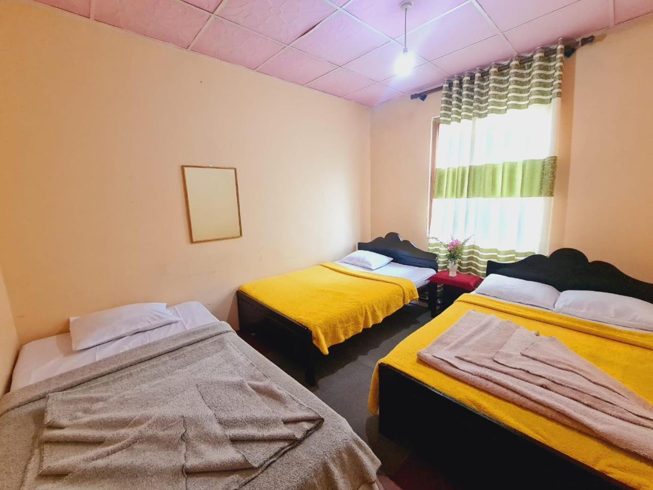 Sasru Holiday Home นูวาราเอลิยา ภายนอก รูปภาพ