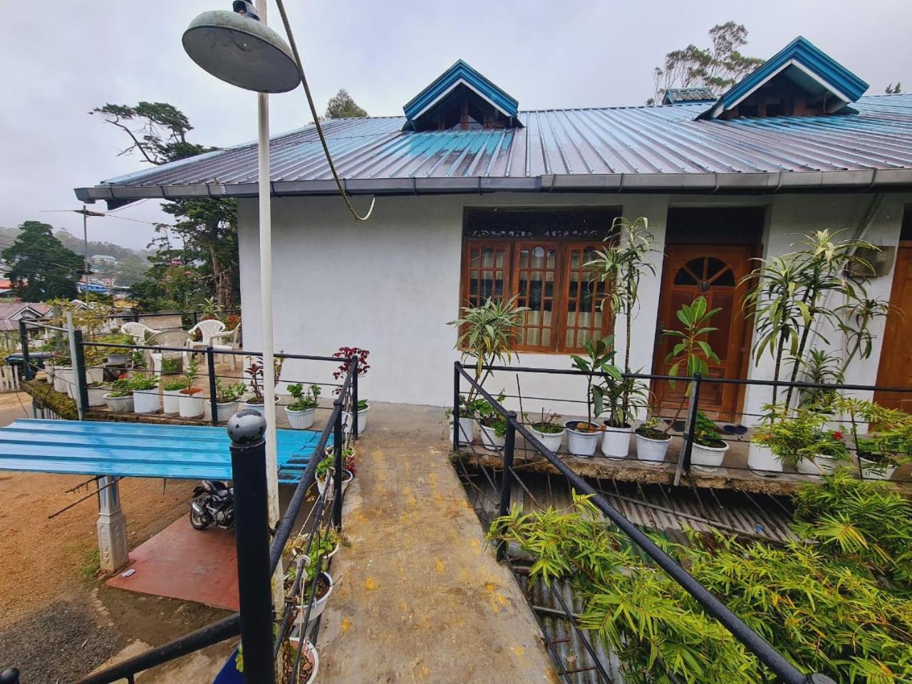 Sasru Holiday Home นูวาราเอลิยา ภายนอก รูปภาพ