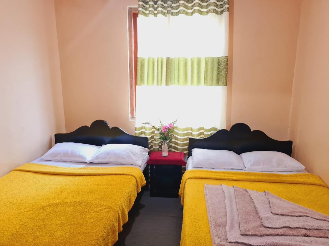 Sasru Holiday Home นูวาราเอลิยา ภายนอก รูปภาพ