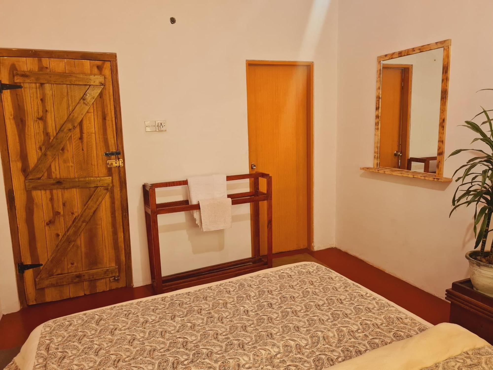 Sasru Holiday Home นูวาราเอลิยา ภายนอก รูปภาพ